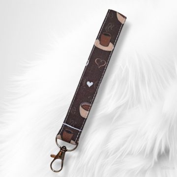 Kulcstartó, táskadísz és csuklópánt kávé mintával